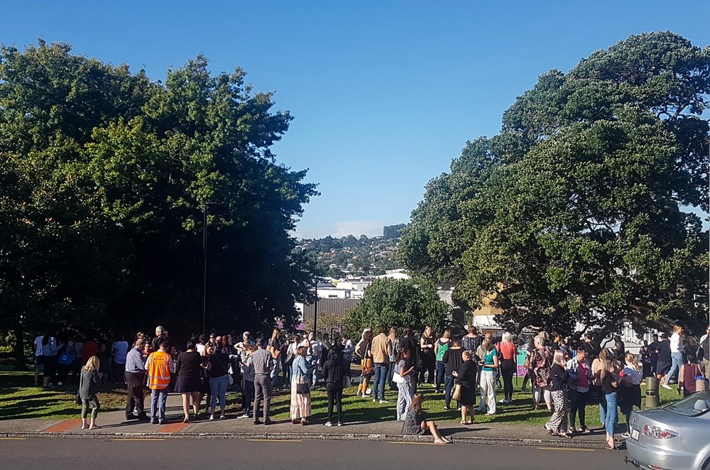 Powerful quake hits off New Zealand, prompting evacuations