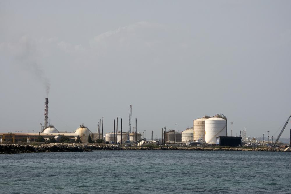 Italy imports more Russian oil