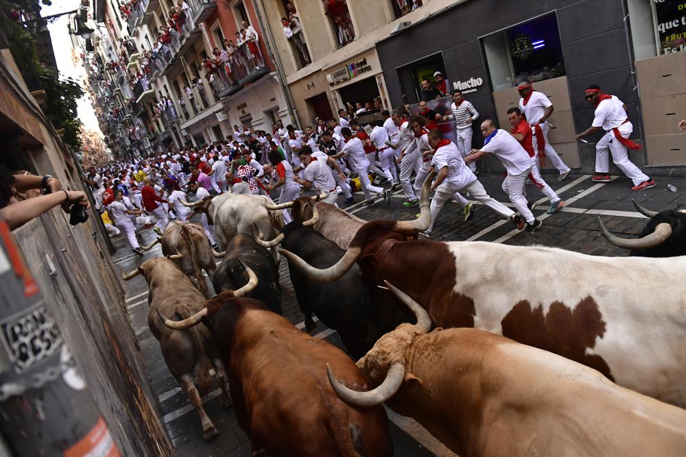 1st bull run in Pamplona in 3 years
