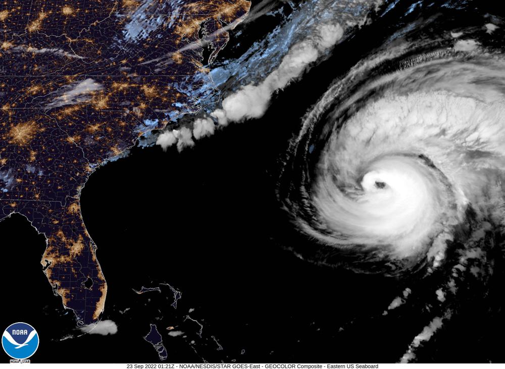 Hurricane Fiona heads for Canada