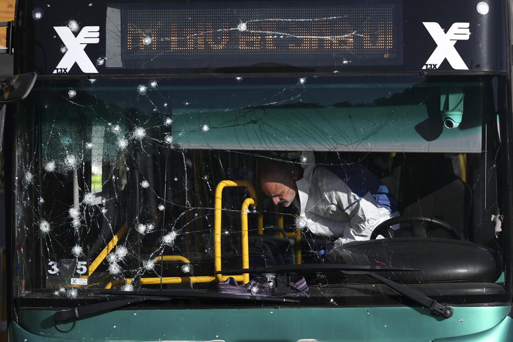 Twin blasts shake Jerusalem, killing 1 and wounding 14