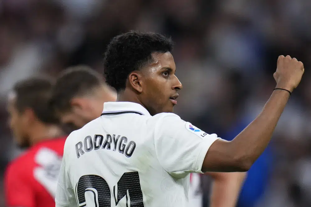 Rodrygo scores late as Real Madrid beats Rayo