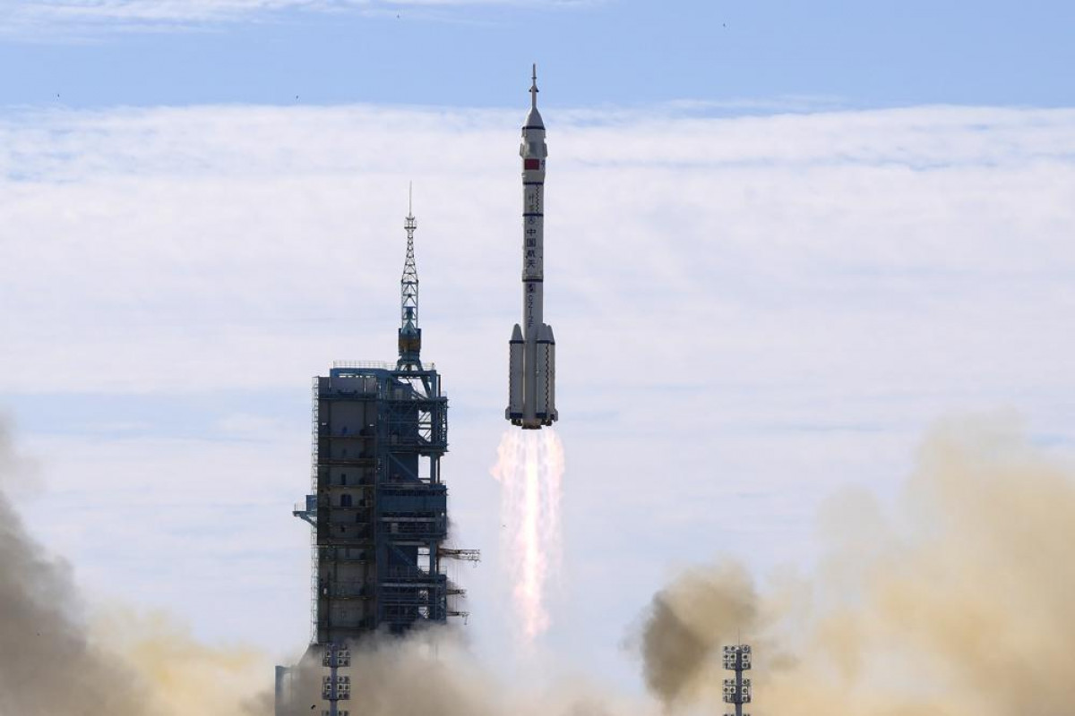 Chinese astronauts land after 6 months on space station