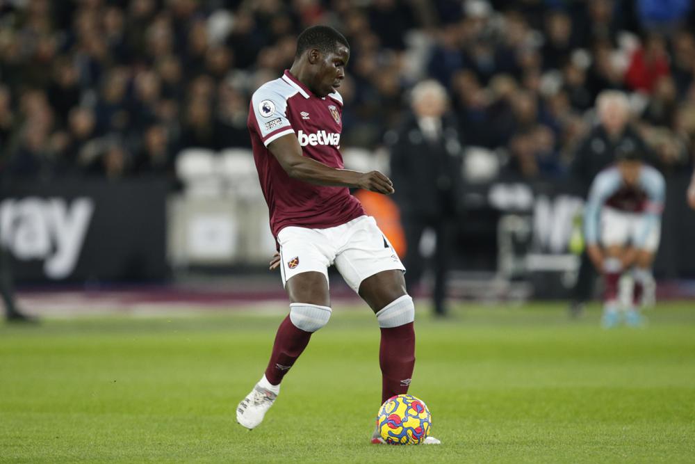 Zouma fined by West Ham, loses sponsor over animal abuse