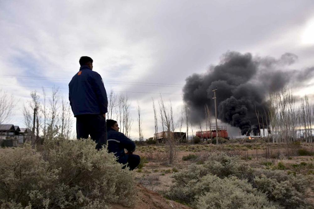Fire in Argentina refinery kills three