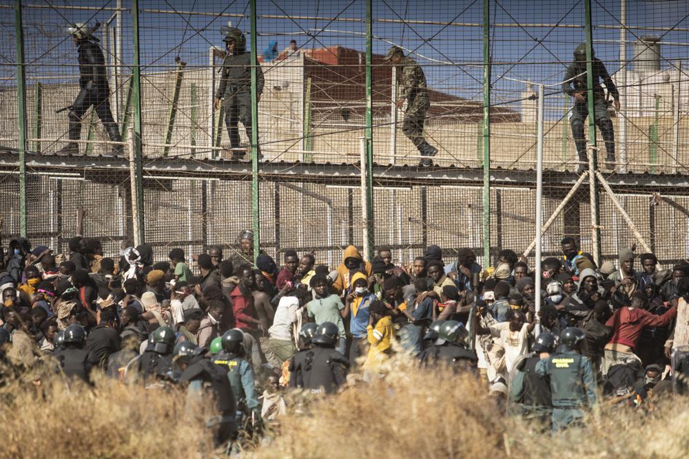 Spanish PM blames traffickers, migrants for deaths at border