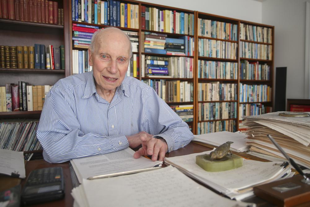 Man earns Ph D at 89
