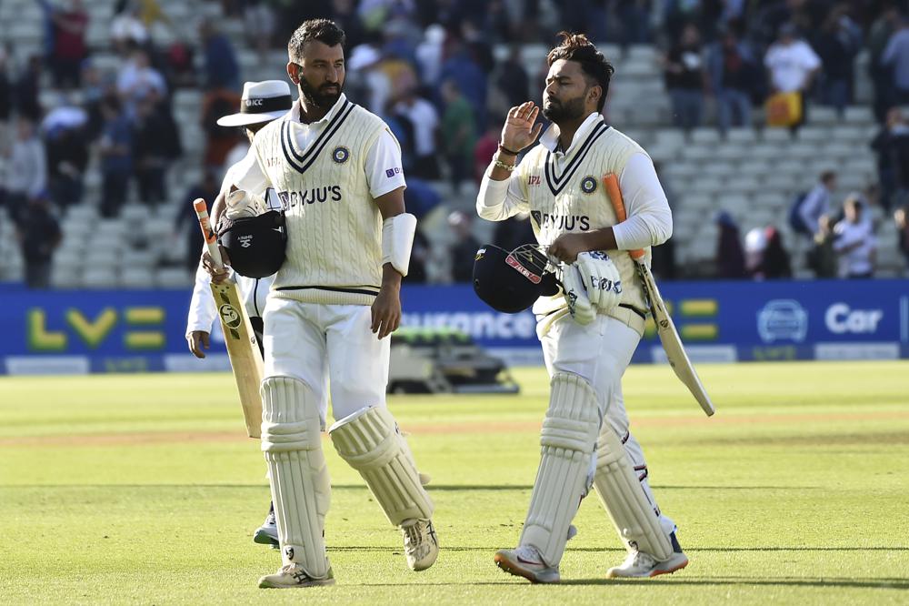 India takes control of 5th test, leads England by 257 runs