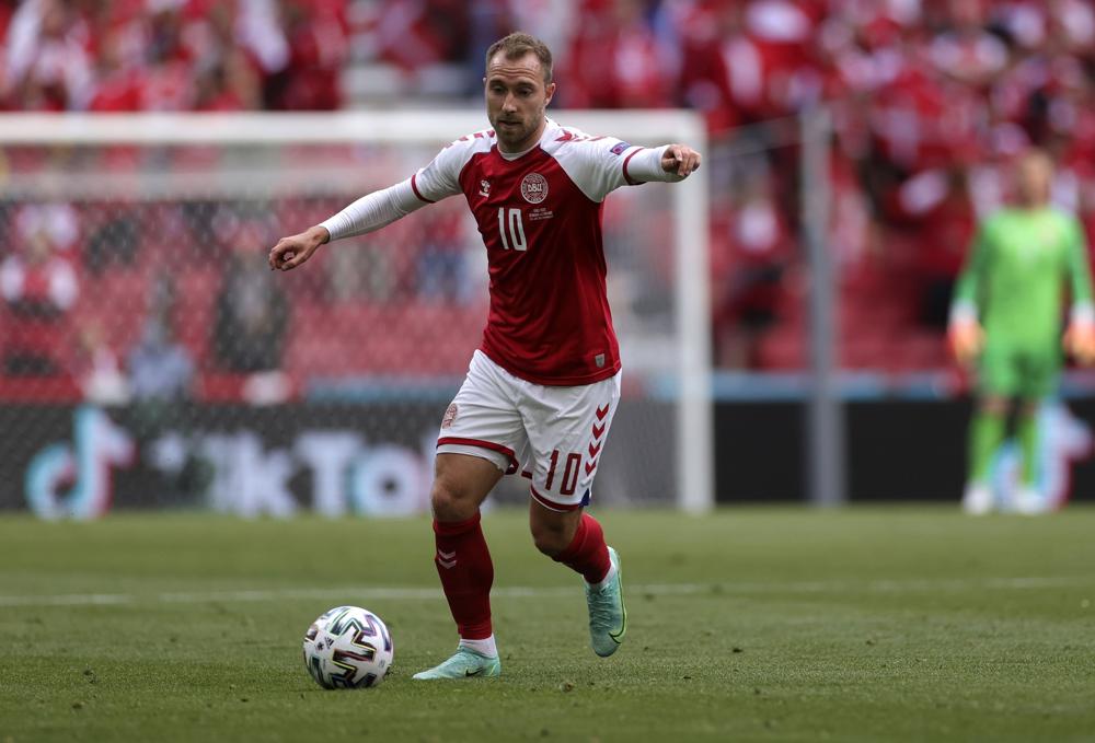 Christian Eriksen training with Ajax’s reserves