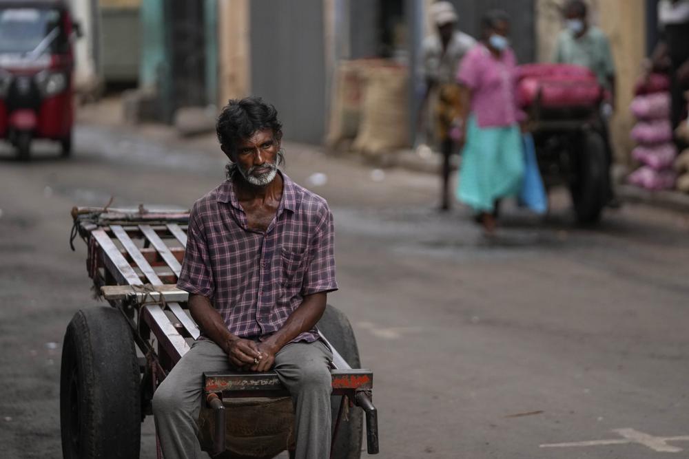 Senior US officials visit Sri Lanka to help resolve crisis