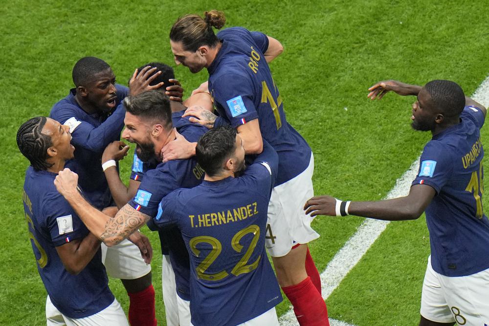 France advances to semifinals at World Cup