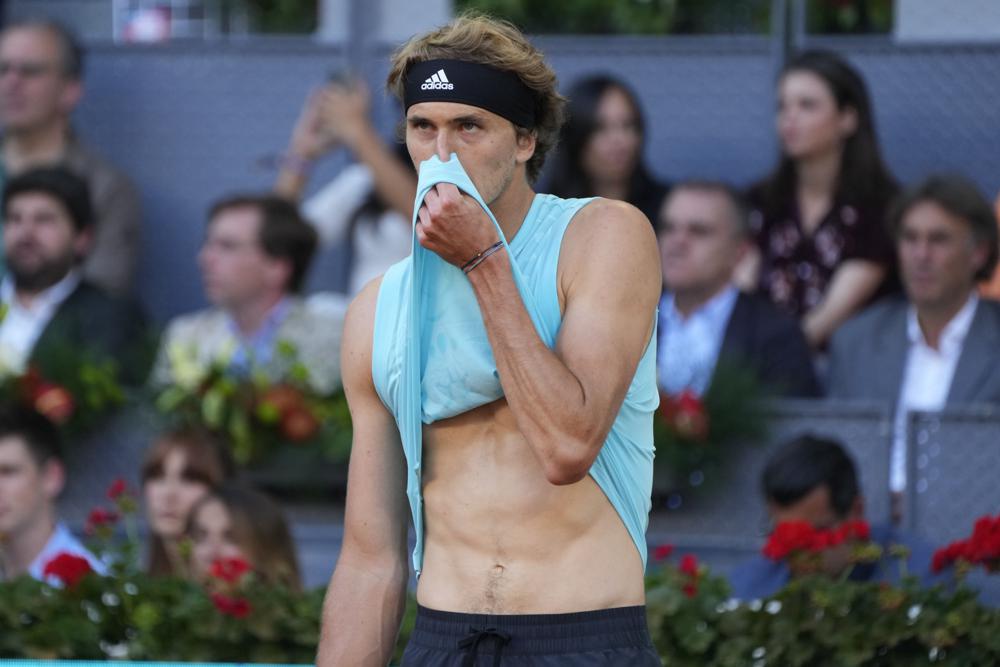 Zverev criticizes ATP Tour over late-night matches