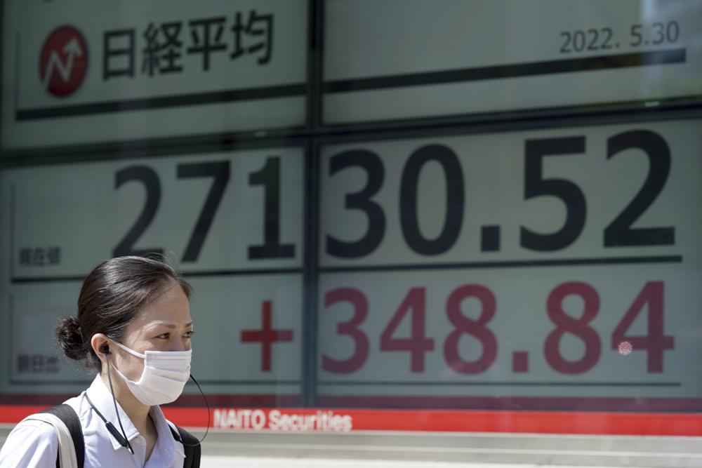 Asian stocks rise after Wall St breaks string of declines