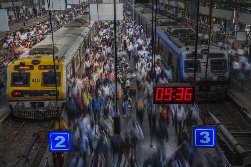 Earth at 8 billion: Consumption not crowed is key to climate