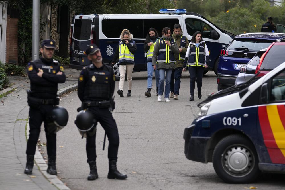 2 new letter bombs detected after Ukraine blast