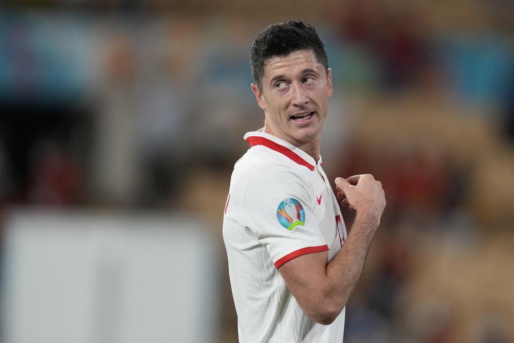 Lewandowski looks to find a way past Sweden at Euro 2020