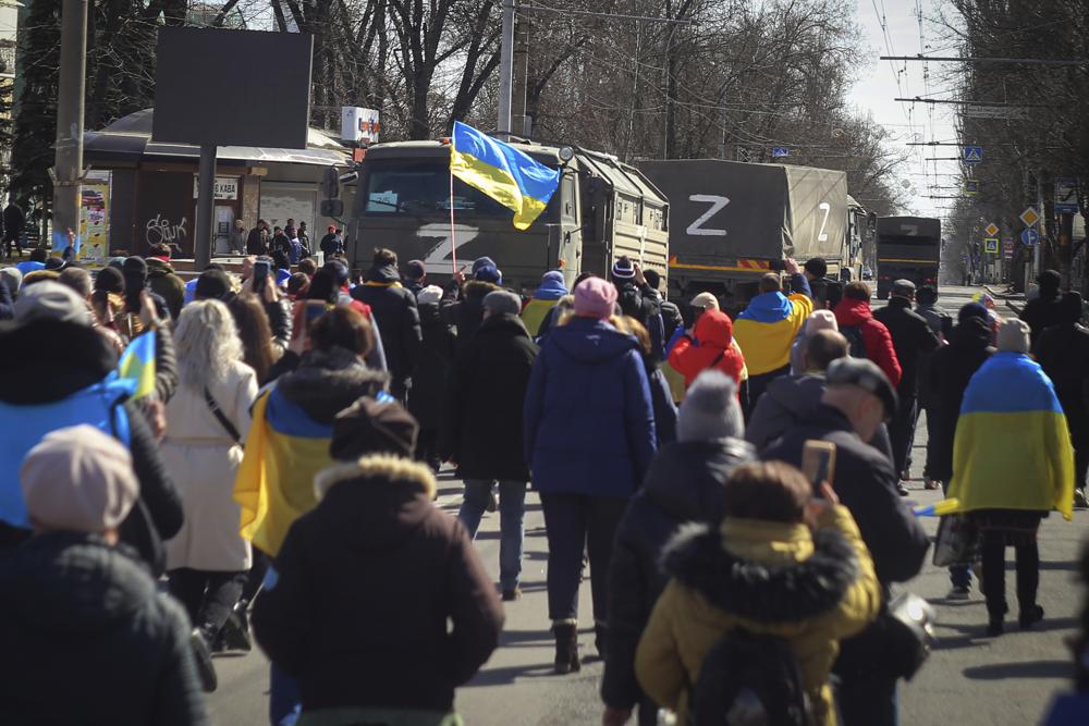 Occupied Ukrainian city fears sham Russian referendum