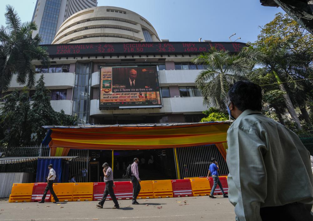 India’s central bank raises interest rate to tame inflation