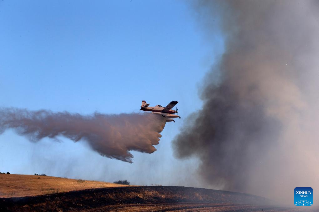 3 dead as wildfires rage across Greece