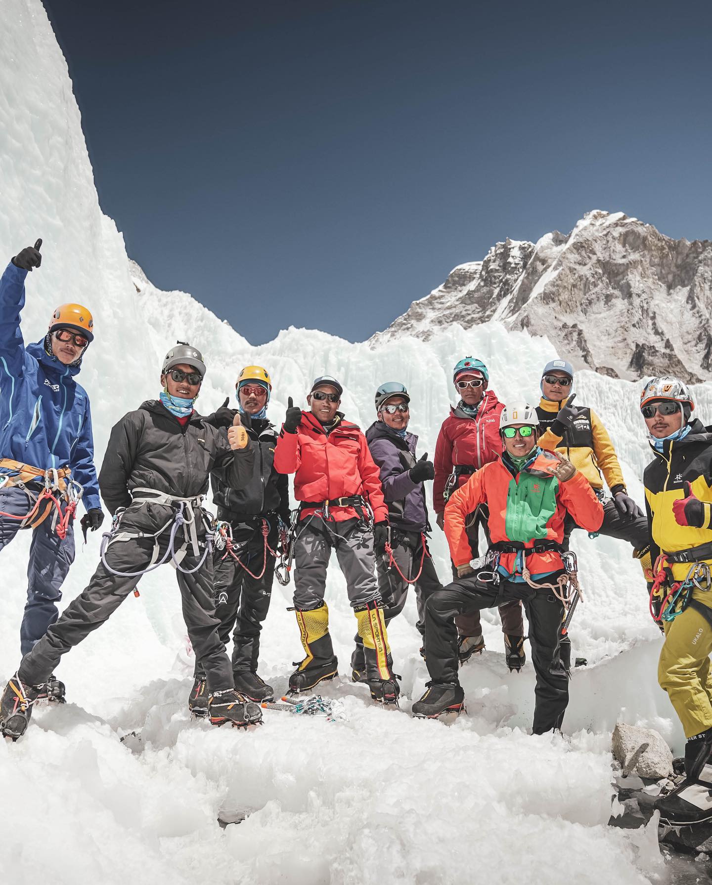 Hundreds of teams climbing 25 mountains of Nepal