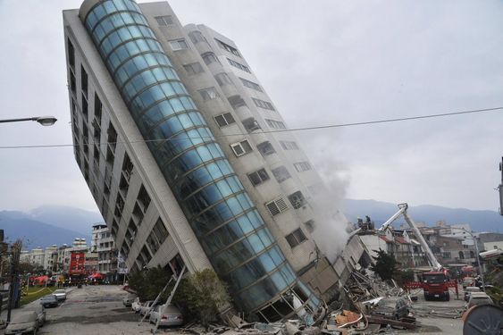 1 killed, 3 injured as 100-year-old building collapses in Chennai