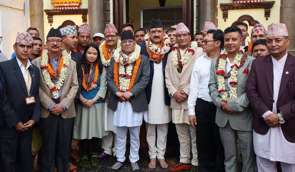 Prime Minister offers worship at Pashupatinath Temple