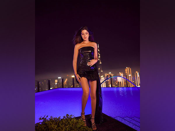 Shanaya Kapoor in black shimmery dress