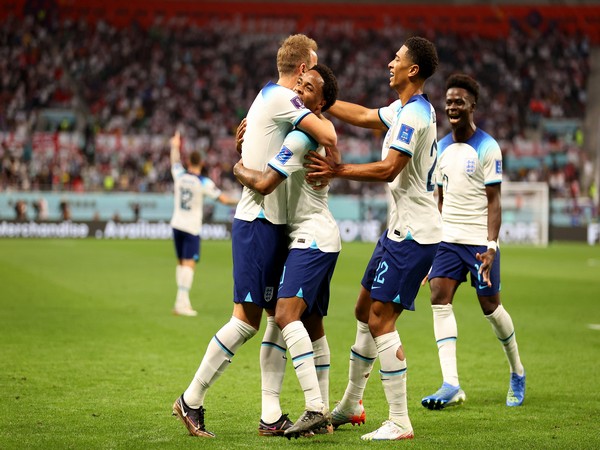 World Cup: England  wins by 6-2 against Iran