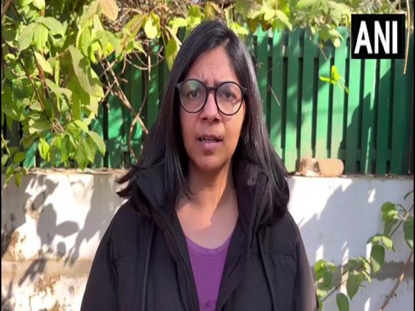 Acid thrown on minor girl in Delhi
