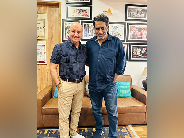Anupam Kher reaches Kolkata for ‘Metro…In Dino’ shoot