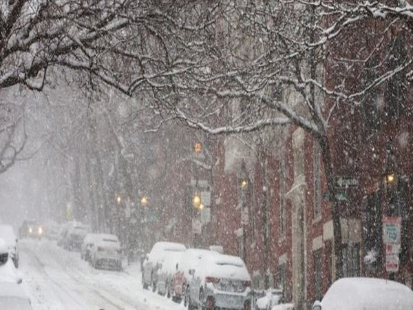 Heavy snow in Japan kills 17