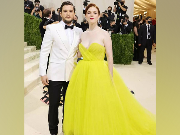 Kit and Rose expecting their second child
