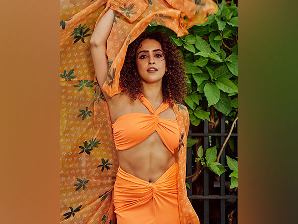 Sanya Malhotra paints fashion stage orange