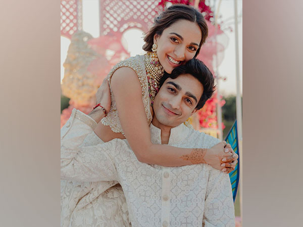 Kiara Advani shares unseen pictures with brother