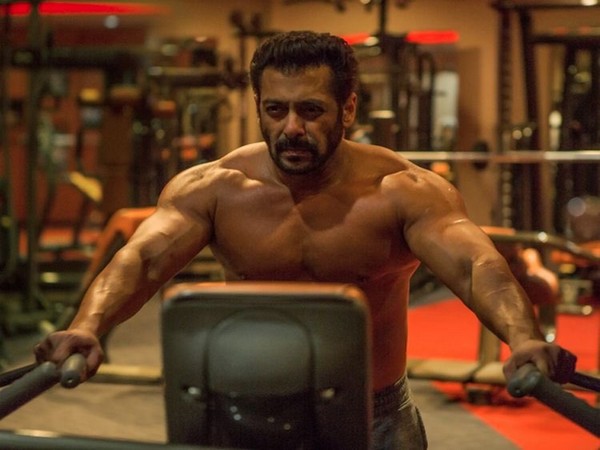 Salman in Abu Dhabi to exercise with his niece