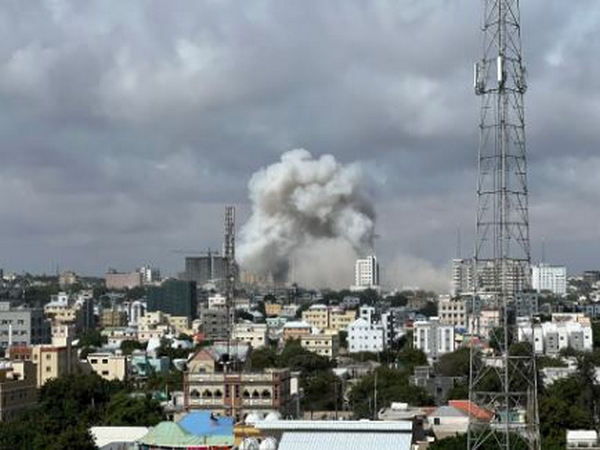 Explosion kills at least 27, mostly children, Somalia