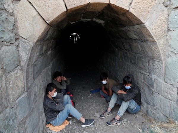 230 Afghan migrants deported from Turkey