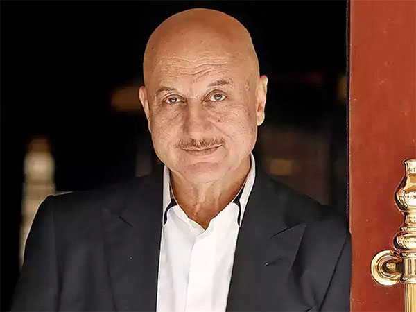 Value “those who easily show love”: Anupam Kher