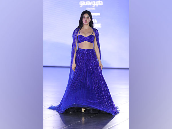 India Couture Week 2023: Janhvi creates ‘Bawaal’ in blue lehenga