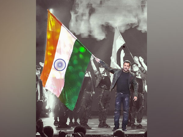 Salman Khan extends wishes on 77th Independence Day
