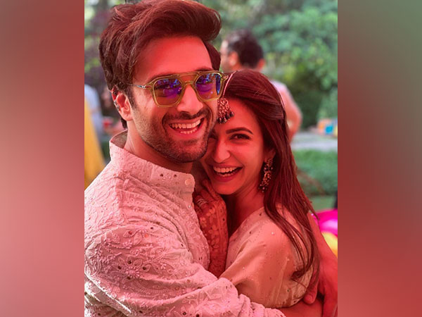Indian Actor Kriti Kharbanda’s Appreciation Post for Pulkit