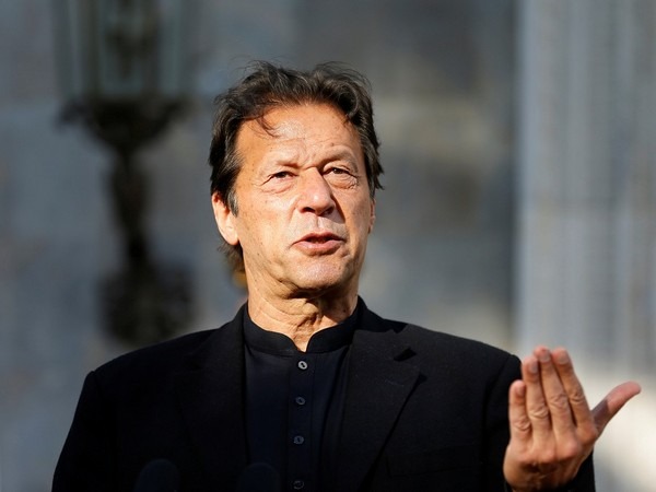 Imran Khan to lead anti-govt protest from jail, wants it to “hit peak” on August 5: Aleema Khan