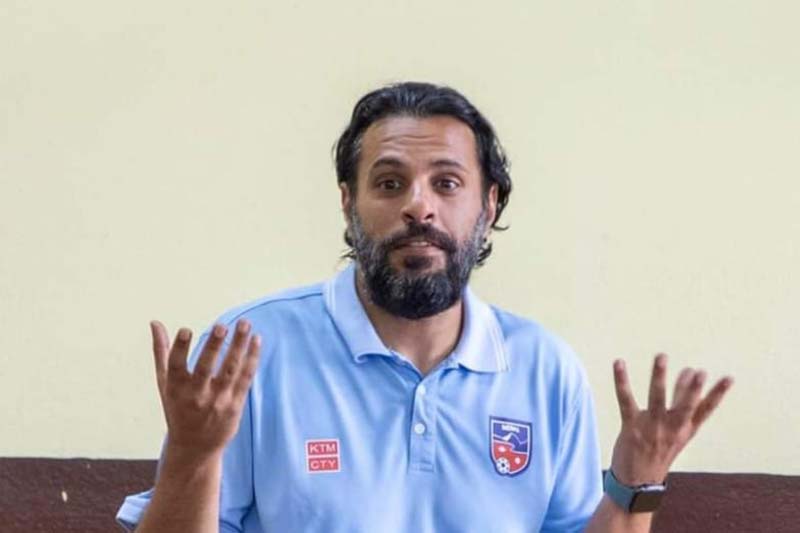 National football team head coach offers apology for his statement