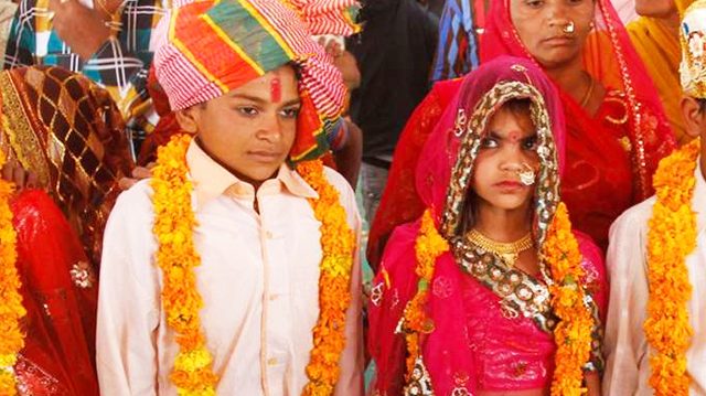 Deuda competition on ending child marriage