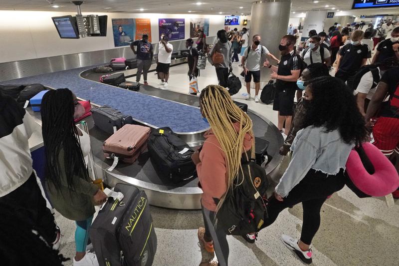 2 million people go through US airports