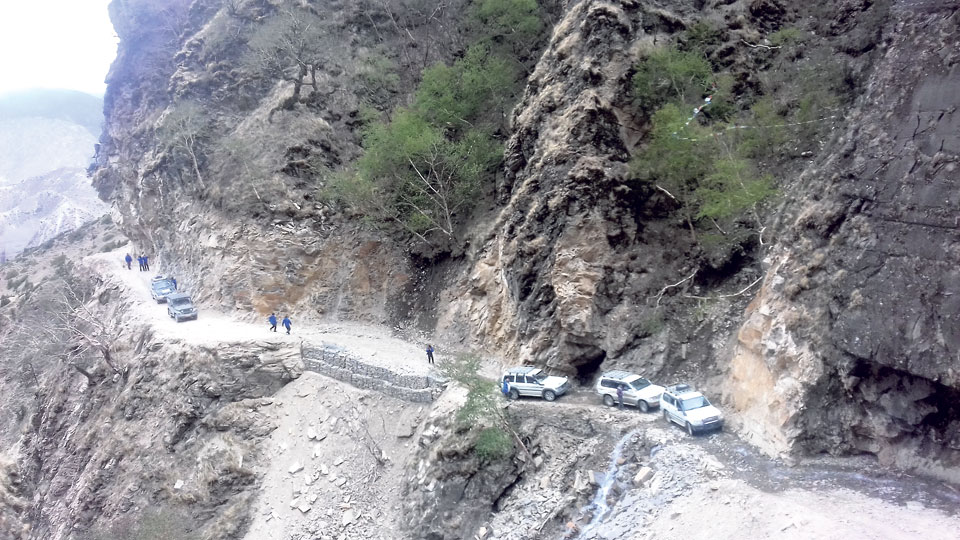 Seven sections of national highway blocked due to landslides