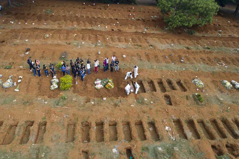 As daily deaths near 4,000, worst may lie ahead for Brazil