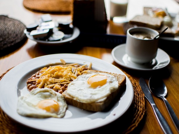 Well-timed meals decrease risk of glucose intolerance despite improper sleep: Study