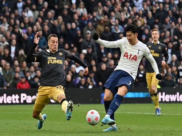 Premier League: Son stars in Spurs comeback win