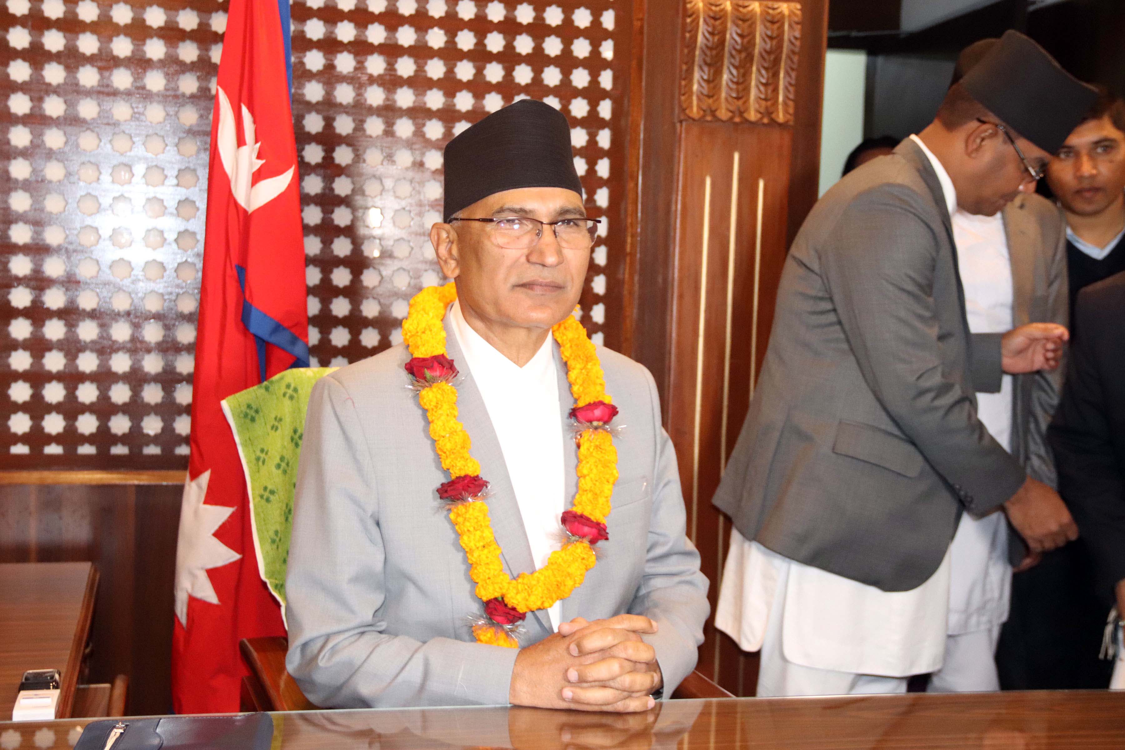 Govt not to propose new project